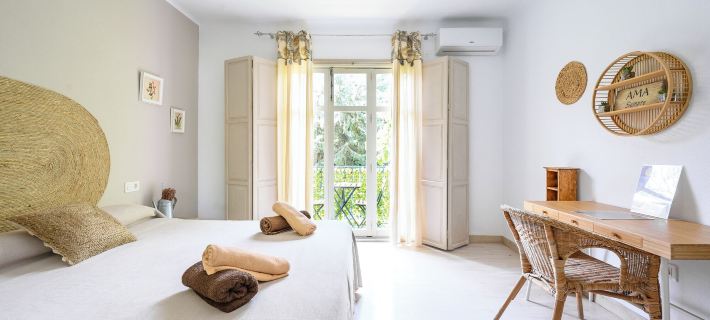 Blue Castle GuestHouse Hotels in Malaga