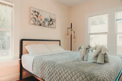 Samaya House Cozy 2BR 2 Baths Downtown Orlando Hotels in Southeast Orlando