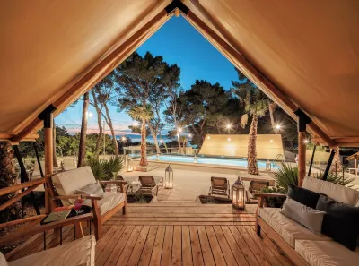 Waterman Beach Village Hotels near Supetar Bay