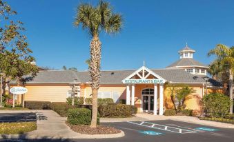 Grand Getaway at Bahama Bay - Penthouse Life