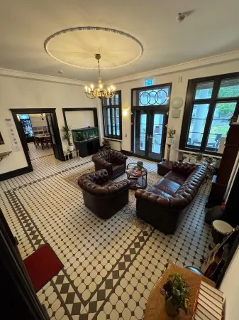 Villa Fürstenberg Отели в г. Леверкузен