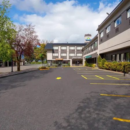 Days Inn by Wyndham Terrace