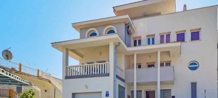 Anđa Hotels in Slatine