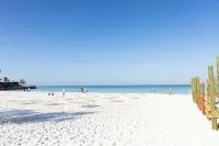 Captiva Beach Resort (Open Private Beach Access) Hotels in Sarasota
