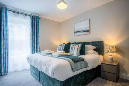 No 7 Moorfield Road - 3 Bed Townhouse - Narberth Отели в г. Нарберт