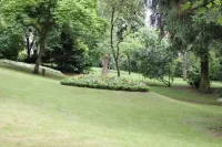 The pianists' stove (10 pl Hotels in Nilvange