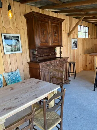 2 Indian tent in the middle of nature 700 m from the beach