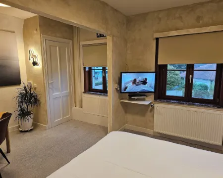 Hotel Westendia Inclusief Parking and Top Breakfast ! Hotels in Westende