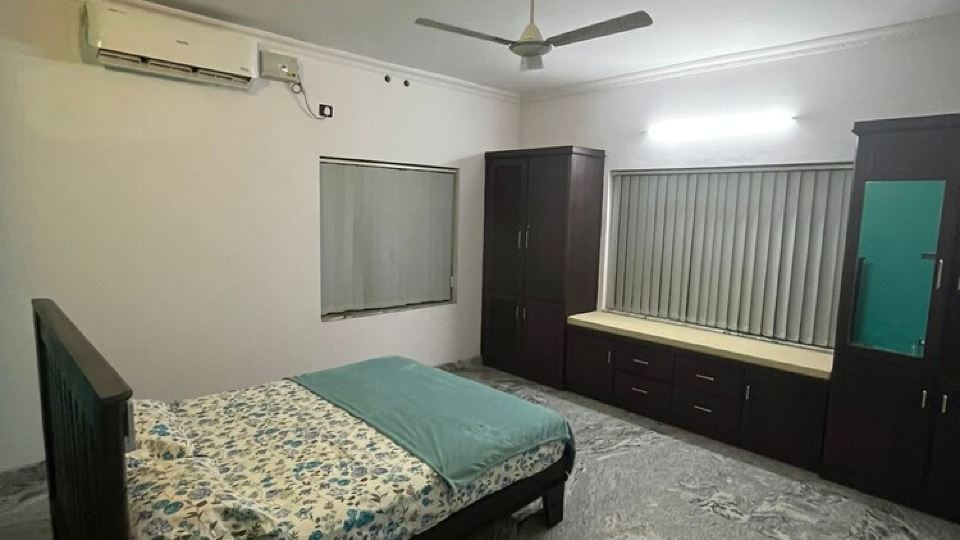3 bedroom double story House