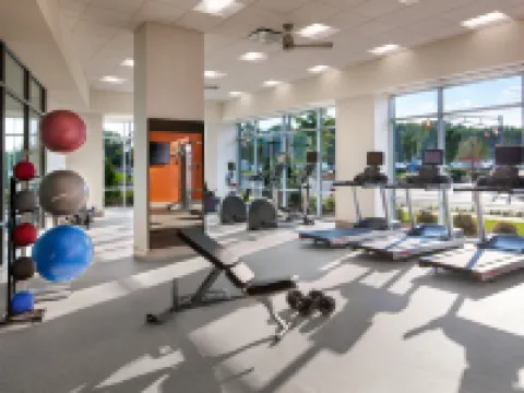 ホームウッド スイーツ バイ ヒルトン ティーネック グレンポイント ティーネックのホテル