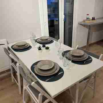 Charming duplex 10 meters from Monaco Dining/Meeting Rooms