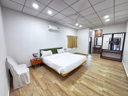 Unique Resort And Restaurant Hotel a Porbandar