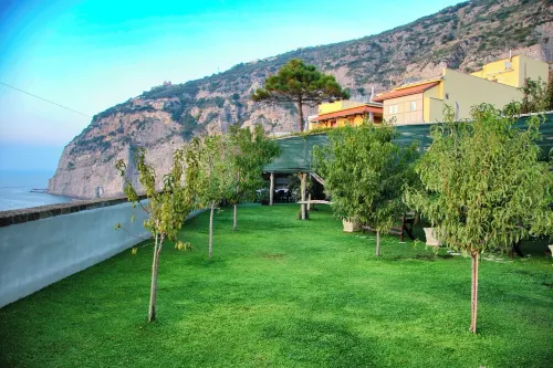 ò Murzill and paravis seaview