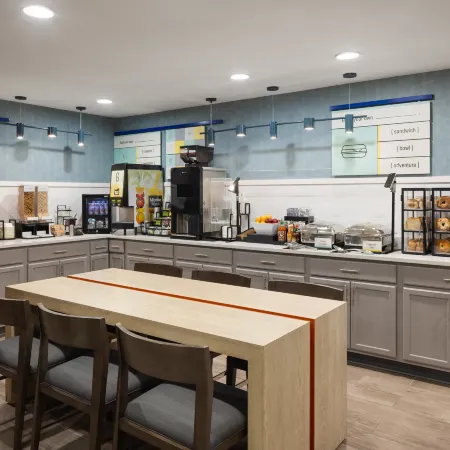 Garner Hotel PHOENIX NORTHWEST - SURPRISE by IHG