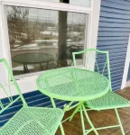 Experience Urban Luxury at Its Finest – Rent Your Dream Downtown Oasis Today!