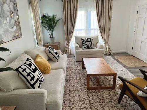 Cozy 2-bedroom house in nice Gardena with fitness room, WiFi