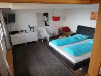 Chalet "Niesenblick" with views of the lake, Jungfrau, Mönch and Eiger Hotels in Sigriswil