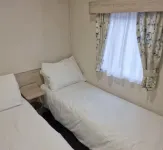 Hot Tub and Fishing Country Lodge at Upton Lakes and Lodges Hotels in Cullompton