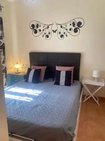 Semi-detached house pinares de Lepe, an oasis of tranquility on the beaches of Huelva Отели рядом с достопримечательностью «CLUB DE GOLF DE ISLANTILLA»