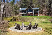 Spacious Chalet Near Stratton and Mt. Snow w/Indoor Hot Tub, Fireplace, Firepit