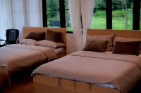 Charming villa with 2 bedrooms and WiFi, AC in pleasant Bangpra Sriracha Hotels in der Nähe von Khao Kheow Open Zoo