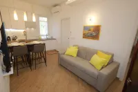 Comfortable apartment in the center of Arenzano, a few steps from the sea