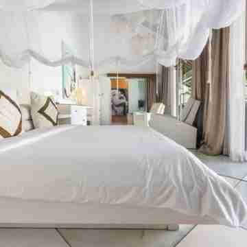 Spacious & Luxurious 4Br Villa in an Excellent Location in Seminyak Rooms