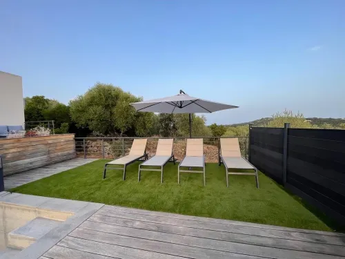 Luxury house 4 bedrooms / swimming pools / close to the sea km 15 min from porto vecchio