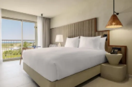 Amarello Hotel Praia Santo Andre, Tapestry Collection by Hilton