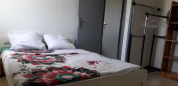 Comfortable and Spacious F3