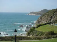 Luxury beach-front House with fantastic sea views in Woolacombe with parking Hotels in Woolacombe