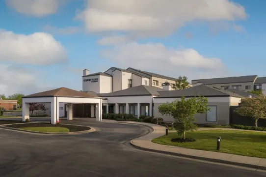 東路易斯威爾萬怡酒店