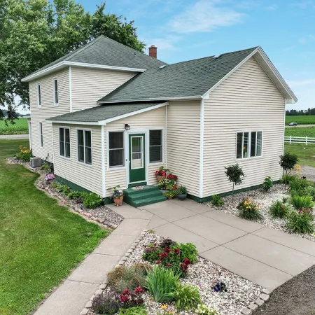 Historical Luxury Country Farmhouse