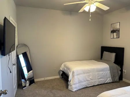 Modern Luxury 2BR Getaway