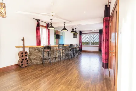 Queens Chateau Boutique Villa