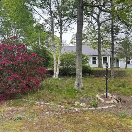 Spacious 5-bedroom house with WiFi and AC in marvelous Barnstable