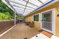 Tree Top Views!/ 17 mi Yose South Gate/8.6 mi Bass Lake/Dog Friendly/Fenced Yard