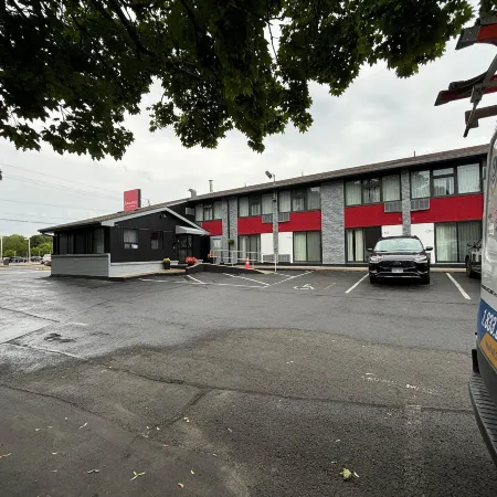 Ramada by Wyndham Kingston