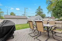 Gorgeous 2- Story home in heart of Broad Ripple Hotels in Broad Ripple Village