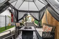 LA's Best: Your Modern Casita