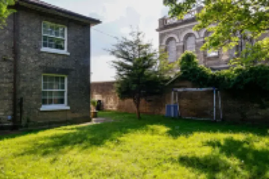 漢普頓的三床完美小屋