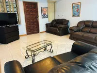 3-bedroom apartment in lovely Portsmouth with WiFi