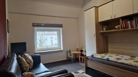 Large vacation apartment with comfort just outside Leipzig Отели в г. Кростиц