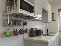 The MIddlewood - Luxury Private Cottage with Garden