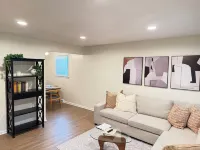 Gorgeous 3-bedroom house with AC in charming Petersburg