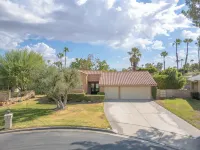 Outdoor oasis with WiFi and AC in delightful Rancho Mirage