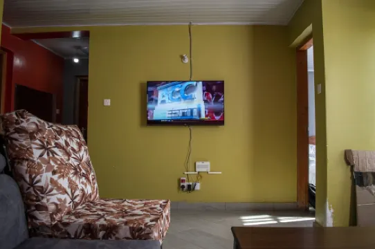 Exclusive Serviced 3 Bedroom Apartment