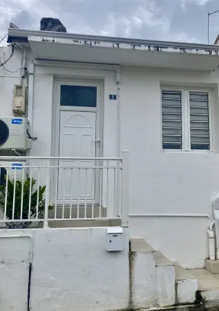 The Groovy House in the heart of Le Marin, 5m from the beach