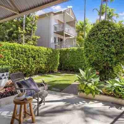 Noosa Outrigger Beach Resort Hotel Exterior