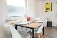 Modern & stylish apartment near Cologne/Bonn Hotels in Lohmar